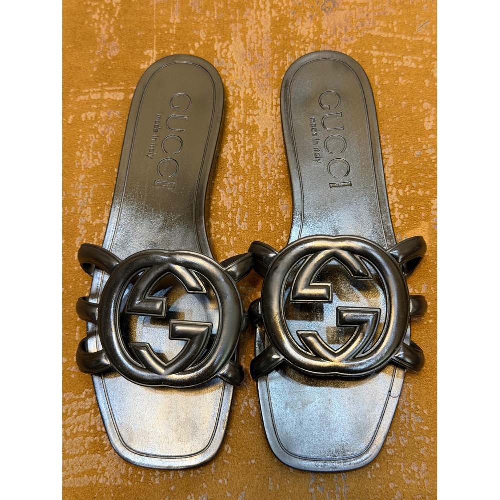 Gucci Interlocking G Rubber Slide Sandals Metallic Black Square Toe Italy